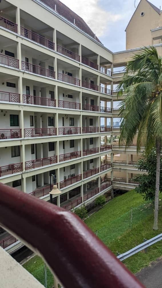 Apartment Pd Seaview Bumantara Staycation
